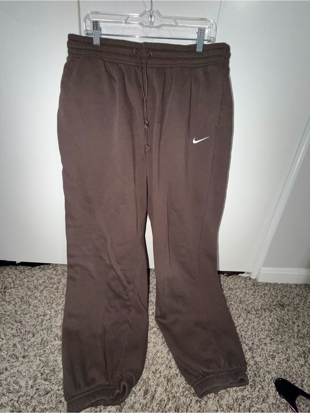Nike Men's Brown Swoosh Fleece Jogger Pants